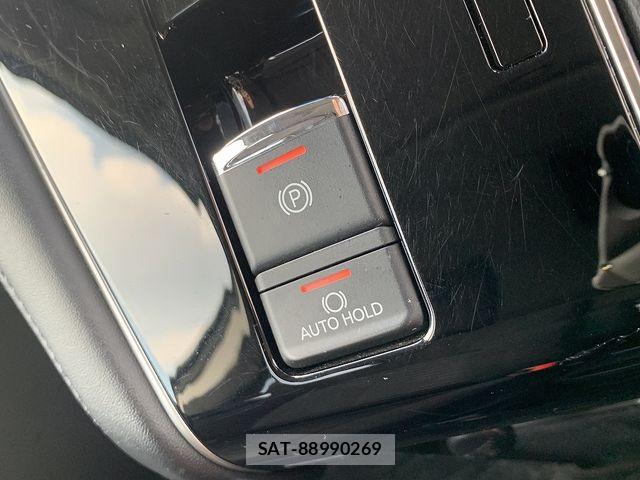Mitsubishi DELICA 2019-09 8207301-8