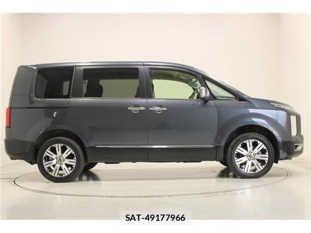 Mitsubishi DELICA 2024-02 8207299-13