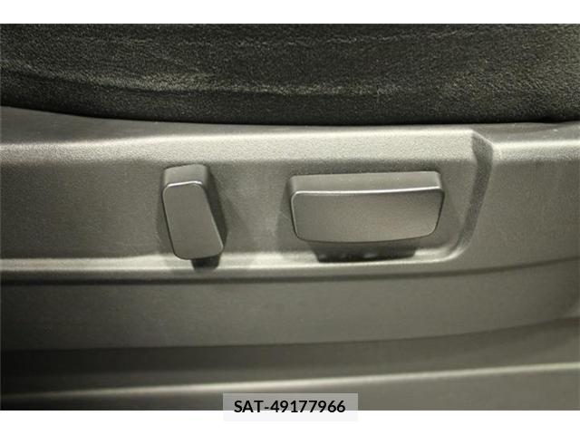Mitsubishi DELICA 2024-02 8207299-5