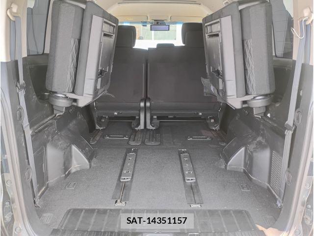Mitsubishi DELICA 2021-11 8207313-29