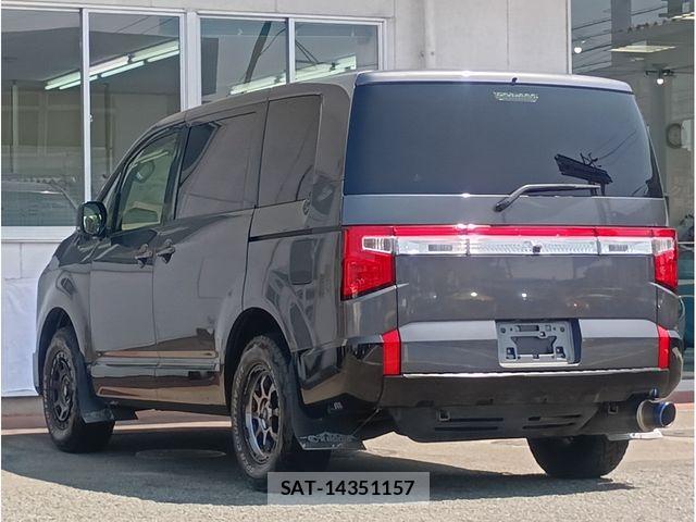 Mitsubishi DELICA 2021-11 8207313-3
