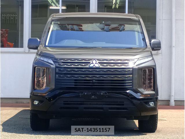 Mitsubishi DELICA 2021-11 8207313-4