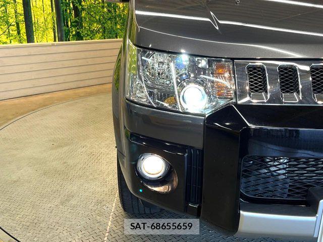 Mitsubishi DELICA 2018-12 8207309-12