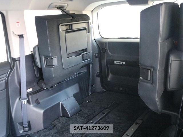 Mitsubishi DELICA 2025-01 8207289-10