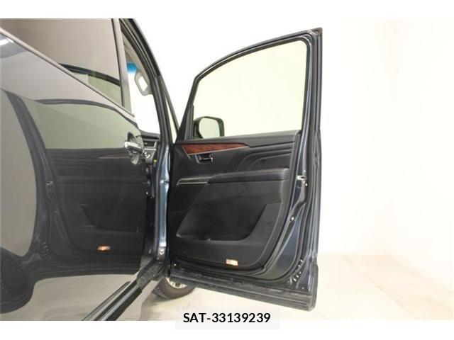 Mitsubishi DELICA 2024-02 8207300-29