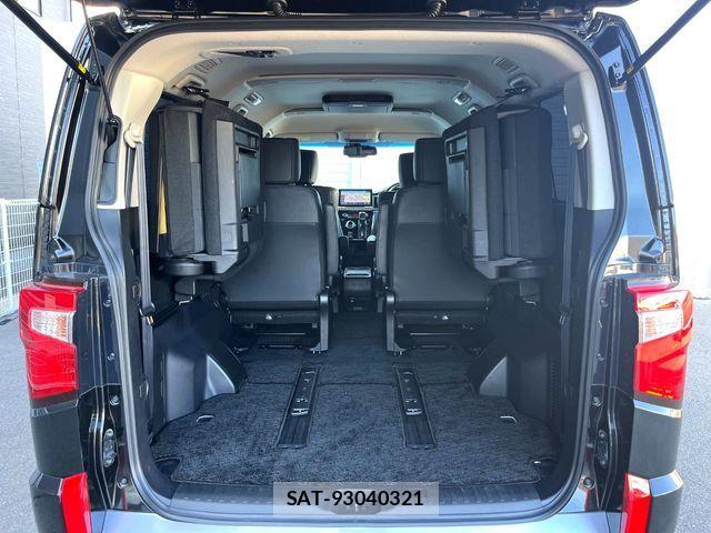 Mitsubishi DELICA 2024-09 8207291-10