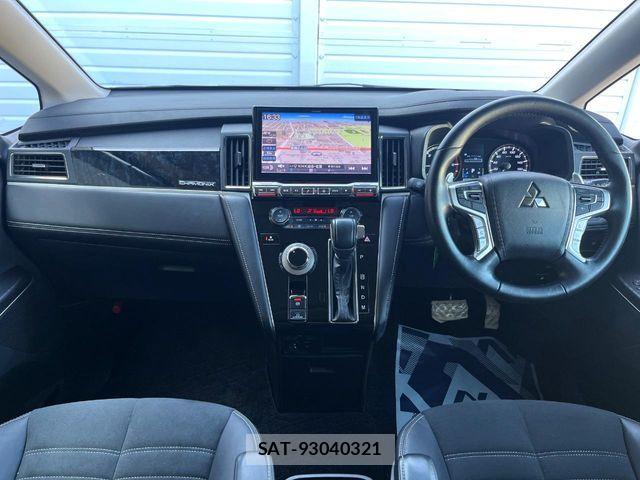 Mitsubishi DELICA 2024-09 8207291-1