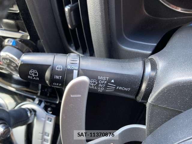 Mitsubishi DELICA 2016-02 8207315-16