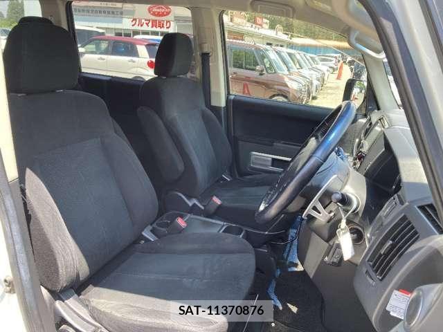 Mitsubishi DELICA 2016-02 8207315-23