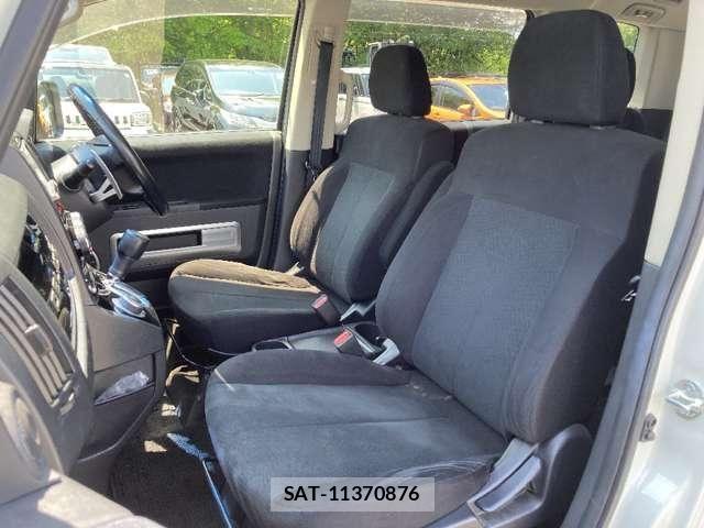 Mitsubishi DELICA 2016-02 8207315-24