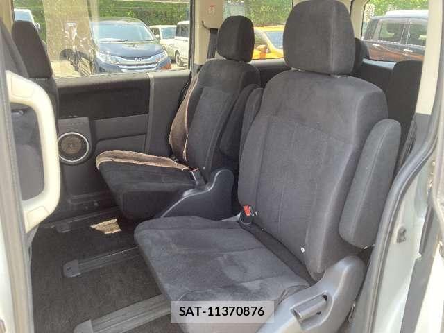 Mitsubishi DELICA 2016-02 8207315-25