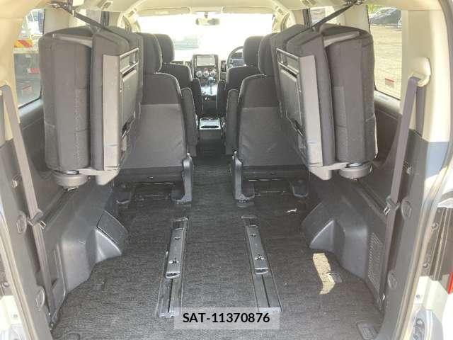 Mitsubishi DELICA 2016-02 8207315-29