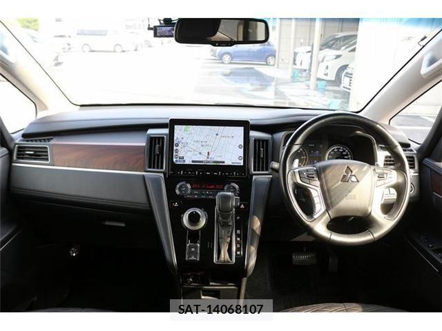 Mitsubishi DELICA 2020-02 8207306-17