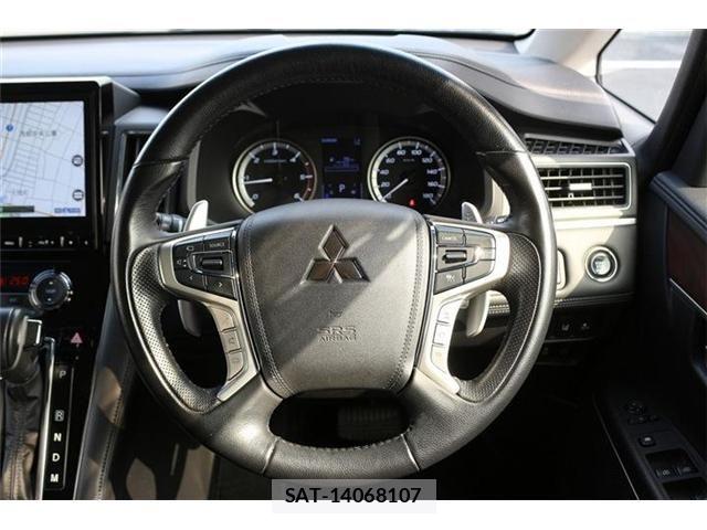 Mitsubishi DELICA 2020-02 8207306-18
