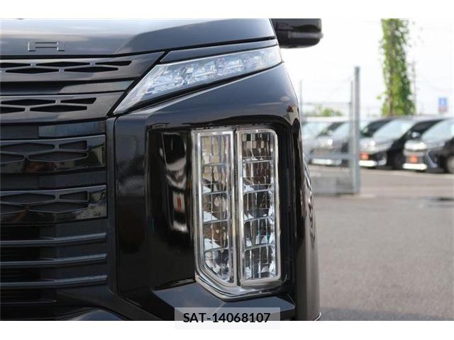 Mitsubishi DELICA 2020-02 8207306-27