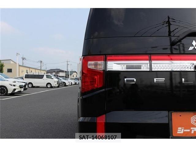 Mitsubishi DELICA 2020-02 8207306-28