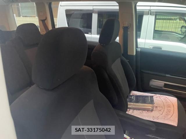 Mitsubishi DELICA 2007-06 8207316-14