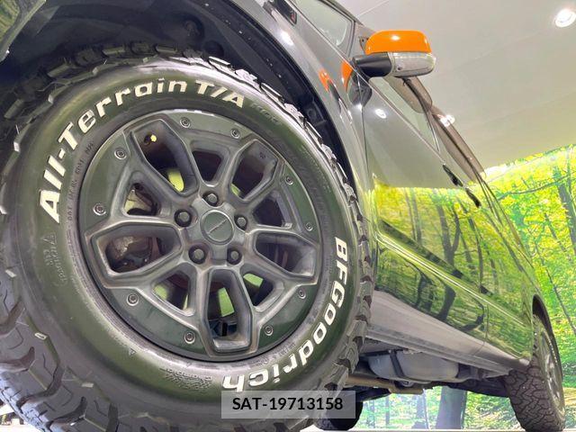 Mitsubishi DELICA 2018-02 8207311-13