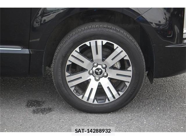 Mitsubishi DELICA 2024-06 8207302-10