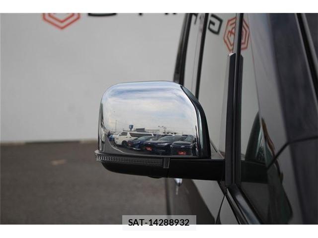 Mitsubishi DELICA 2024-06 8207302-13