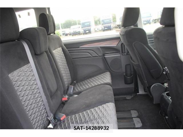 Mitsubishi DELICA 2024-06 8207302-18