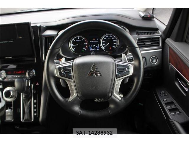 Mitsubishi DELICA 2024-06 8207302-21