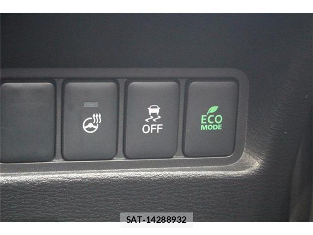 Mitsubishi DELICA 2024-06 8207302-23