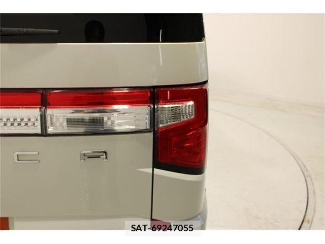 Mitsubishi DELICA 2019-02 8207307-17