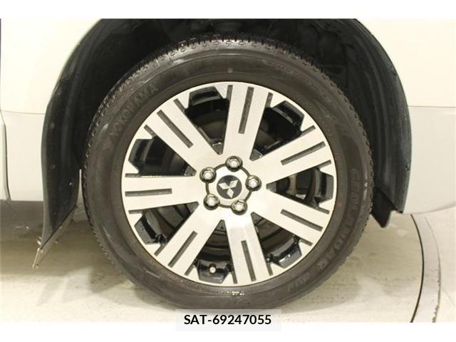 Mitsubishi DELICA 2019-02 8207307-21