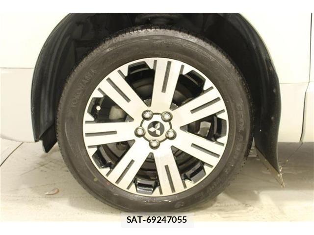 Mitsubishi DELICA 2019-02 8207307-24