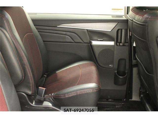 Mitsubishi DELICA 2019-02 8207307-29
