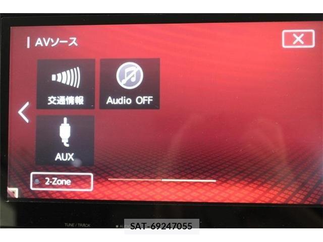 Mitsubishi DELICA 2019-02 8207307-3