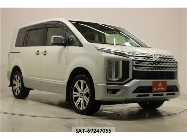 Mitsubishi DELICA 2019-02 8207307-5