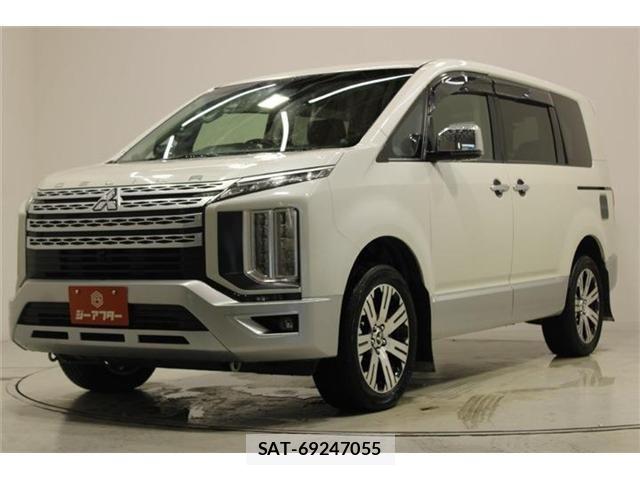 Mitsubishi DELICA 2019-02 8207307-7