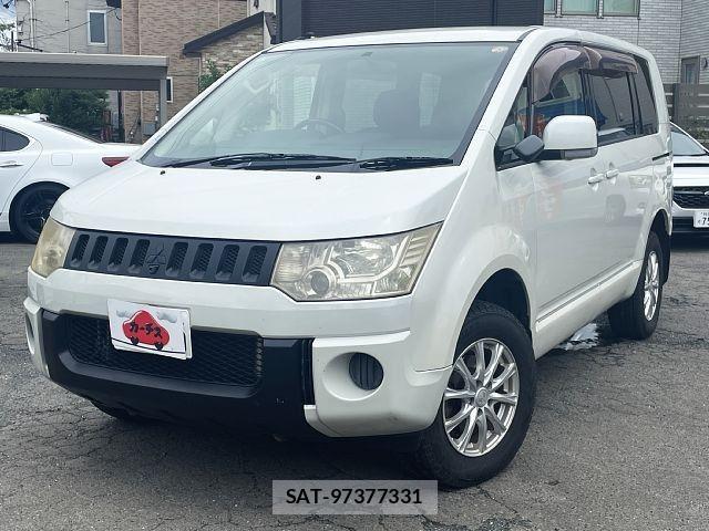 Mitsubishi DELICA 2009-07 8207318-0