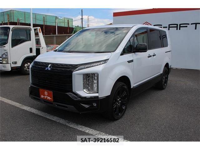 Mitsubishi DELICA 2026-01 8207290-11
