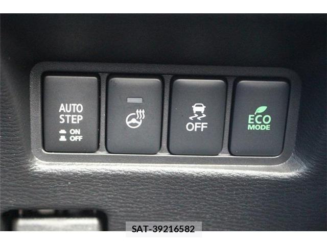 Mitsubishi DELICA 2026-01 8207290-8