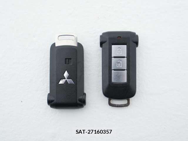 Mitsubishi DELICA 2012-01 8207312-19