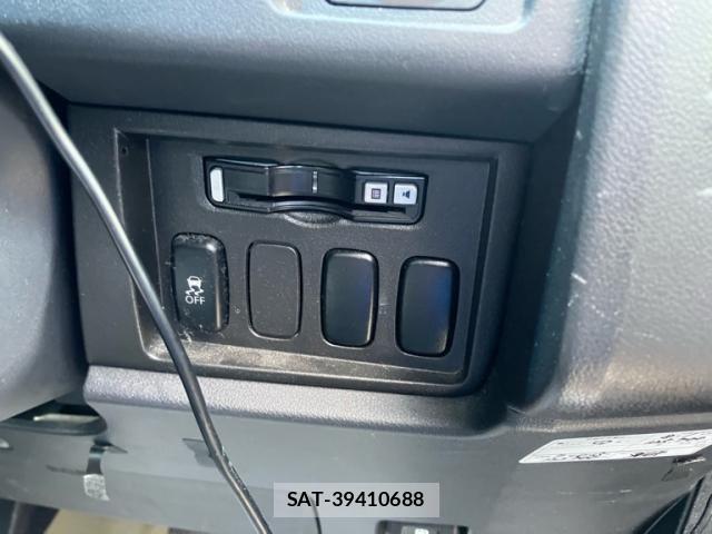 Mitsubishi DELICA 2018-07 8229554-16