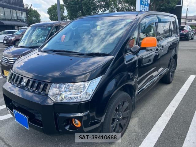 Mitsubishi DELICA 2018-07 8229554-1