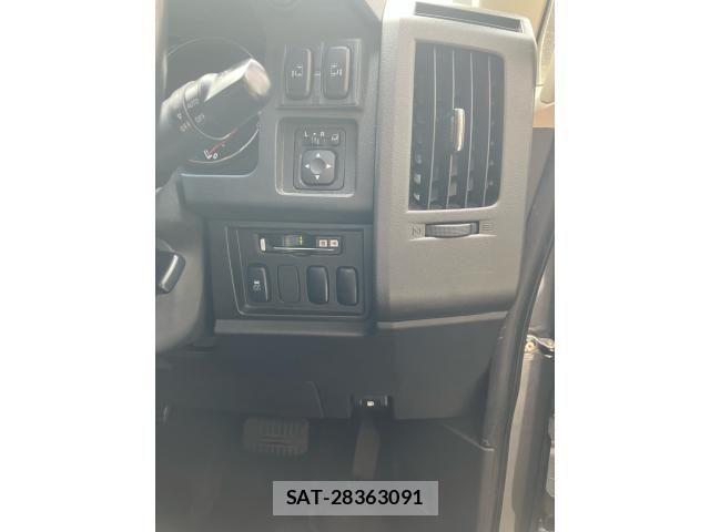 Mitsubishi DELICA 2016-02 8229559-17