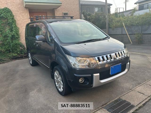 Mitsubishi DELICA 2009-10 8229561-1
