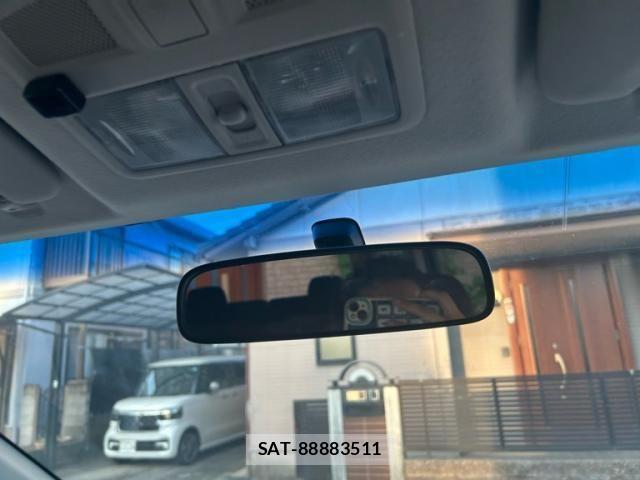 Mitsubishi DELICA 2009-10 8229561-20