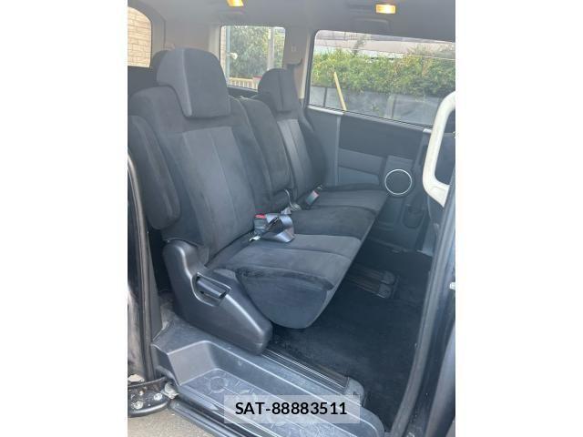 Mitsubishi DELICA 2009-10 8229561-4