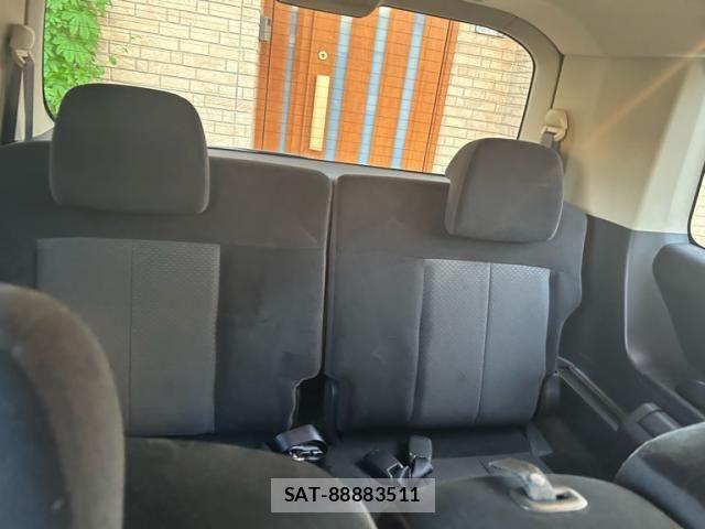 Mitsubishi DELICA 2009-10 8229561-6