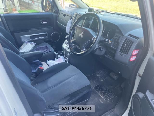 Mitsubishi DELICA 2009-08 8229563-10