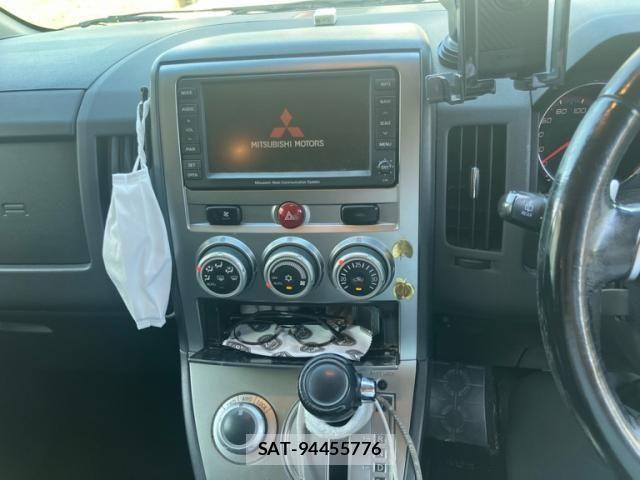 Mitsubishi DELICA 2009-08 8229563-12