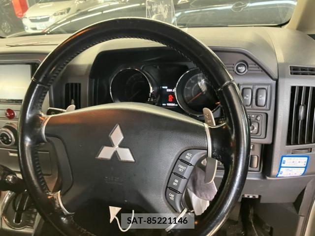 Mitsubishi DELICA 2010-09 8229562-16