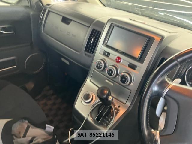 Mitsubishi DELICA 2010-09 8229562-17