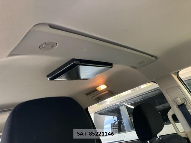 Mitsubishi DELICA 2010-09 8229562-18